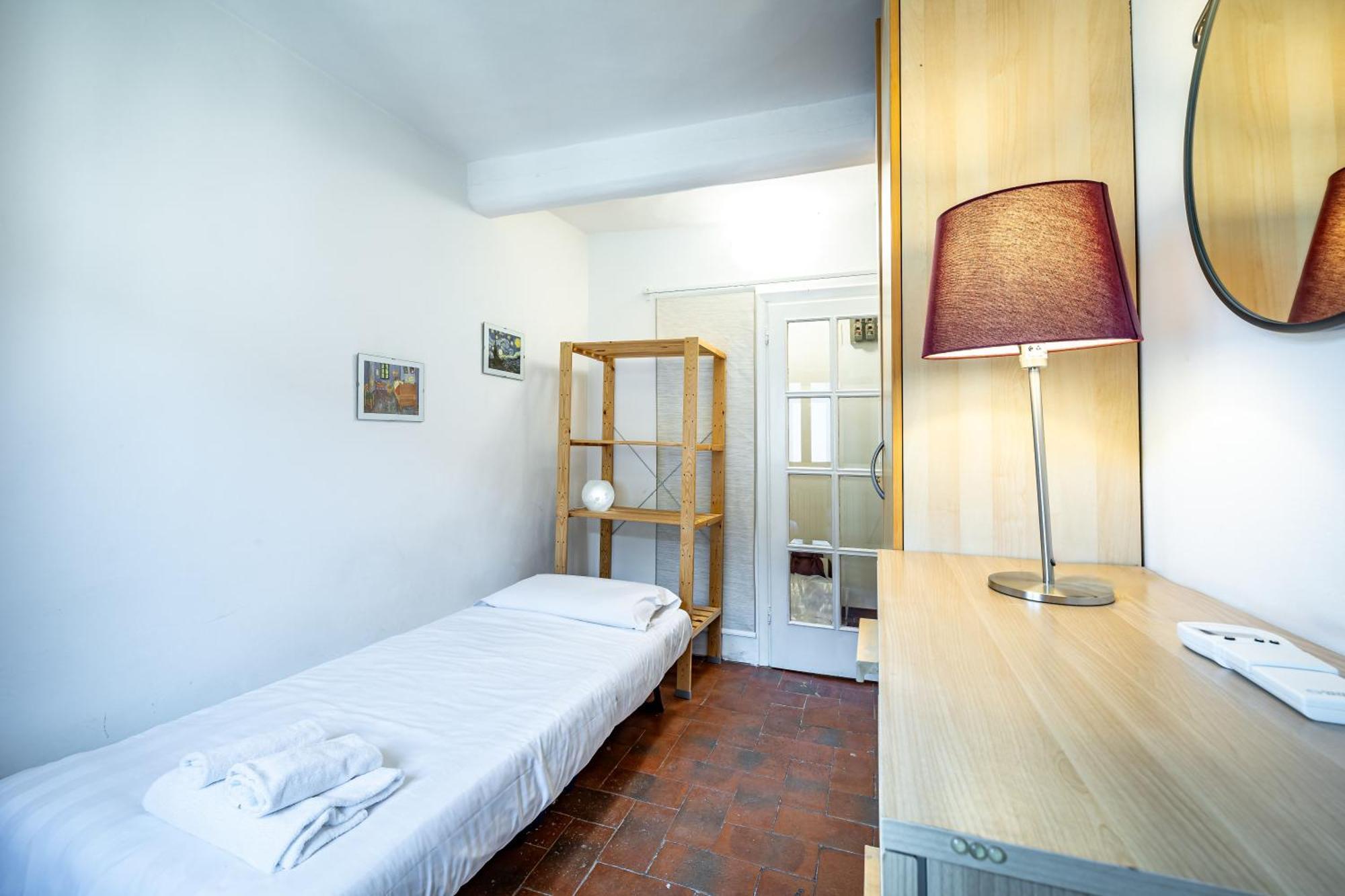 Roommo Viola * Florenz
