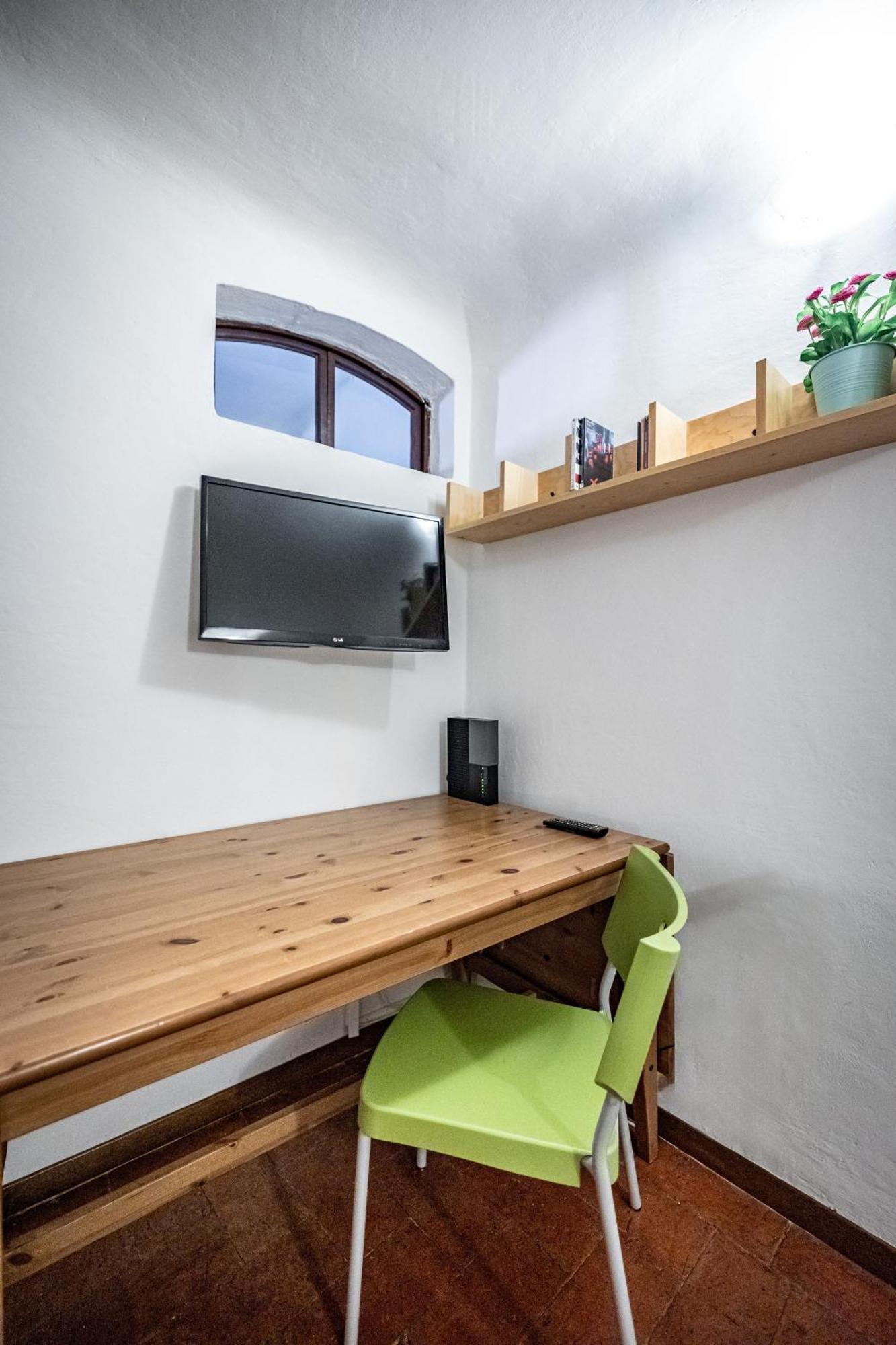 Roommo Viola Apartment *
